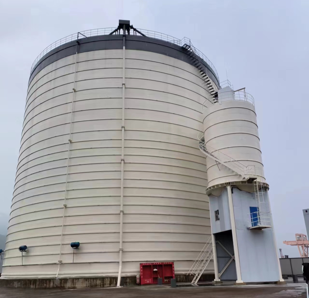 通渭10万吨水泥钢板库